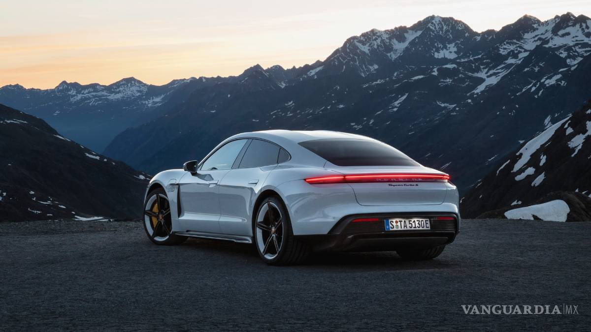 $!Los 750 hp y 0 a 100 km/h en 2.8 s del Porsche Taycan prometen sacudir al mundo eléctrico