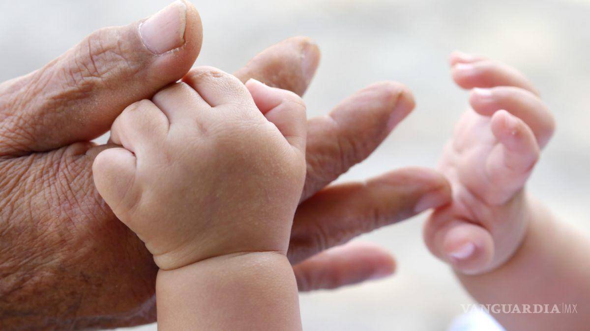 $!Detienen a una pareja de ancianos por comprar un bebé en España