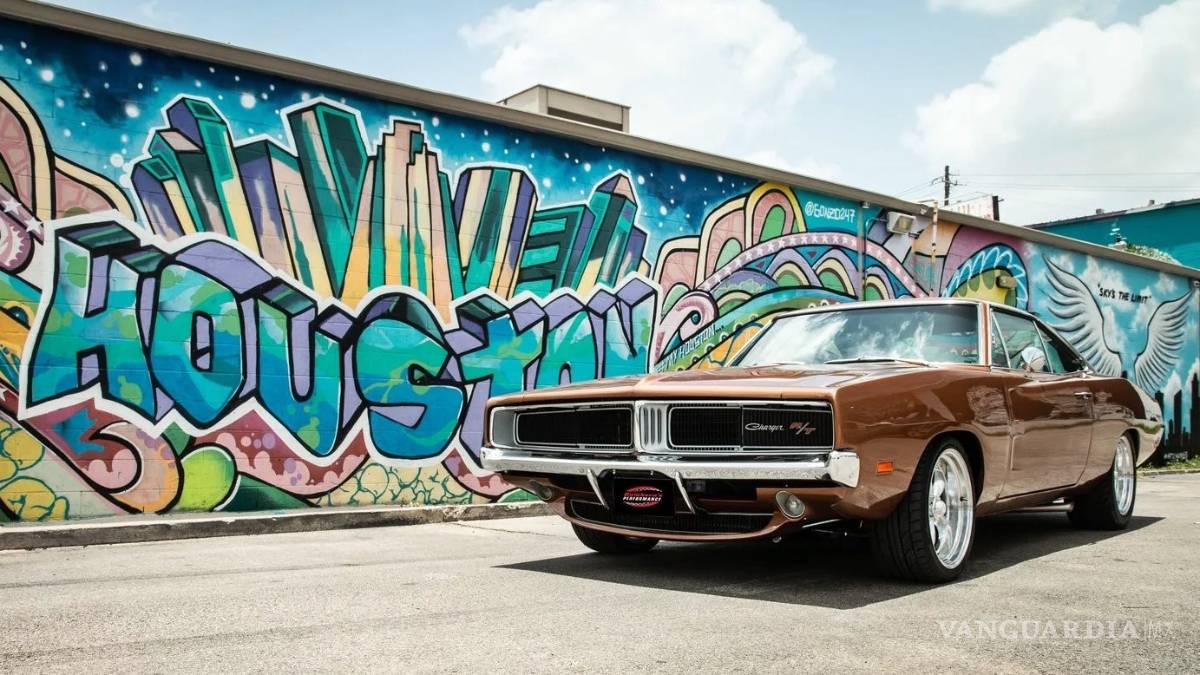 $!Un Dodge Charger R/T de 1969 con motor 6.2 Hellcat de 717 CV, aunque no lo creas