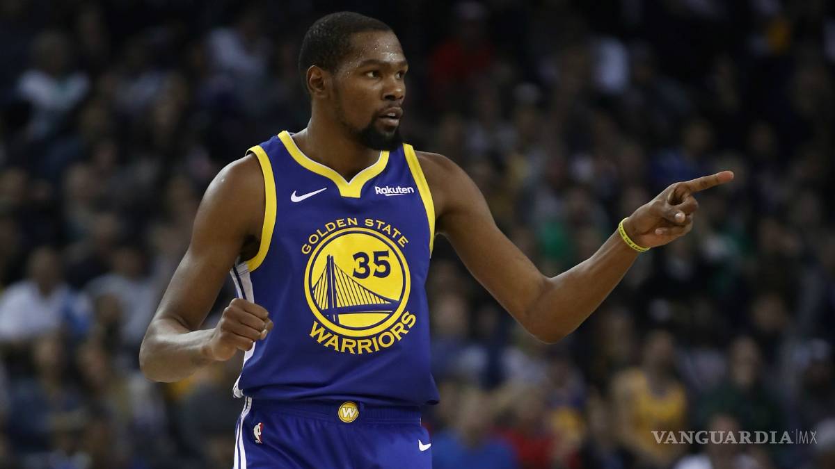 $!Multan a Stephen Curry, Draymond Green y Kevin Durant por irse en contra del arbitraje