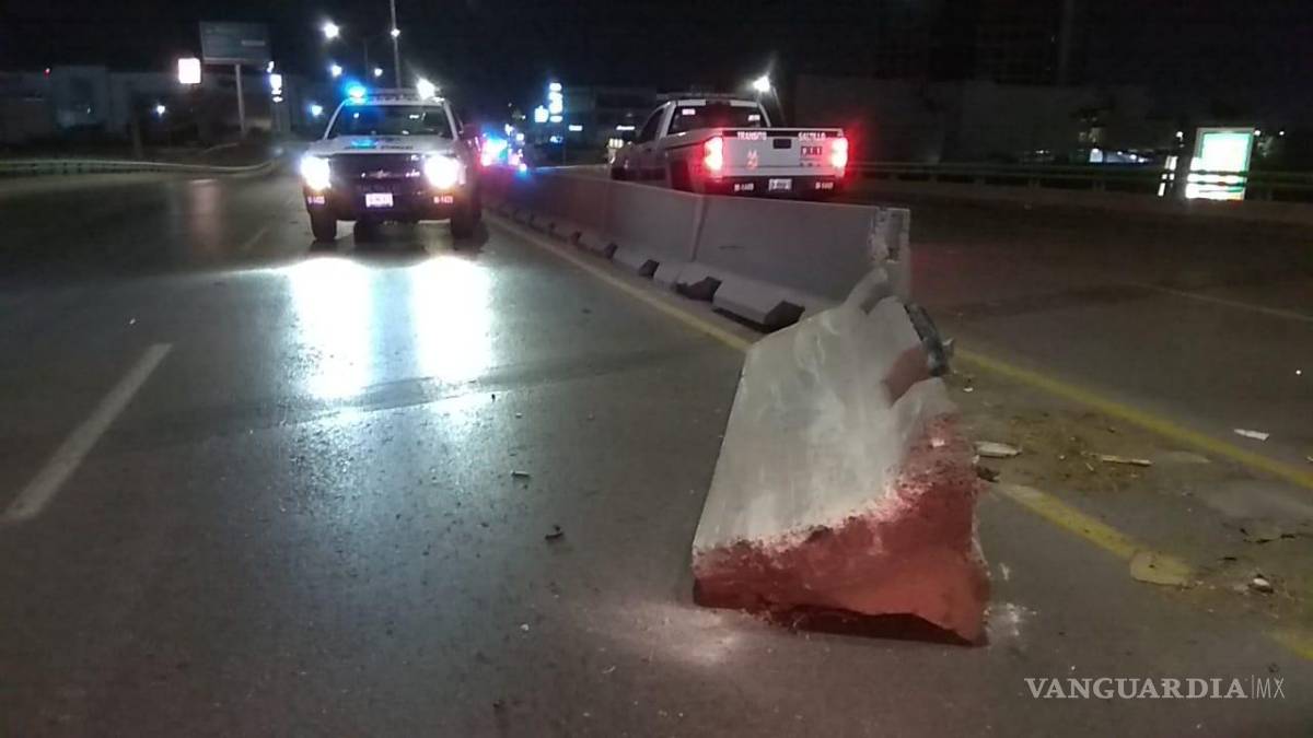 Joven dormita y destroza su vehículo en la Nazario