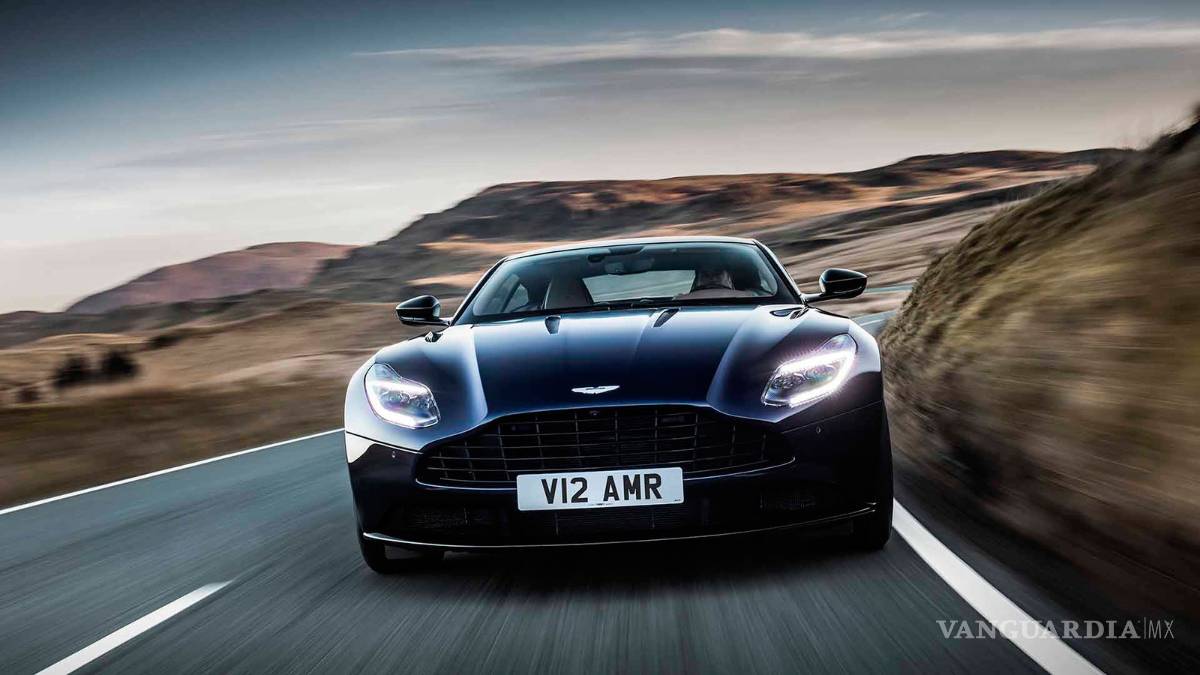 $!Aston Martin DB11 AMR, 335 km/h y 639 CV para competir