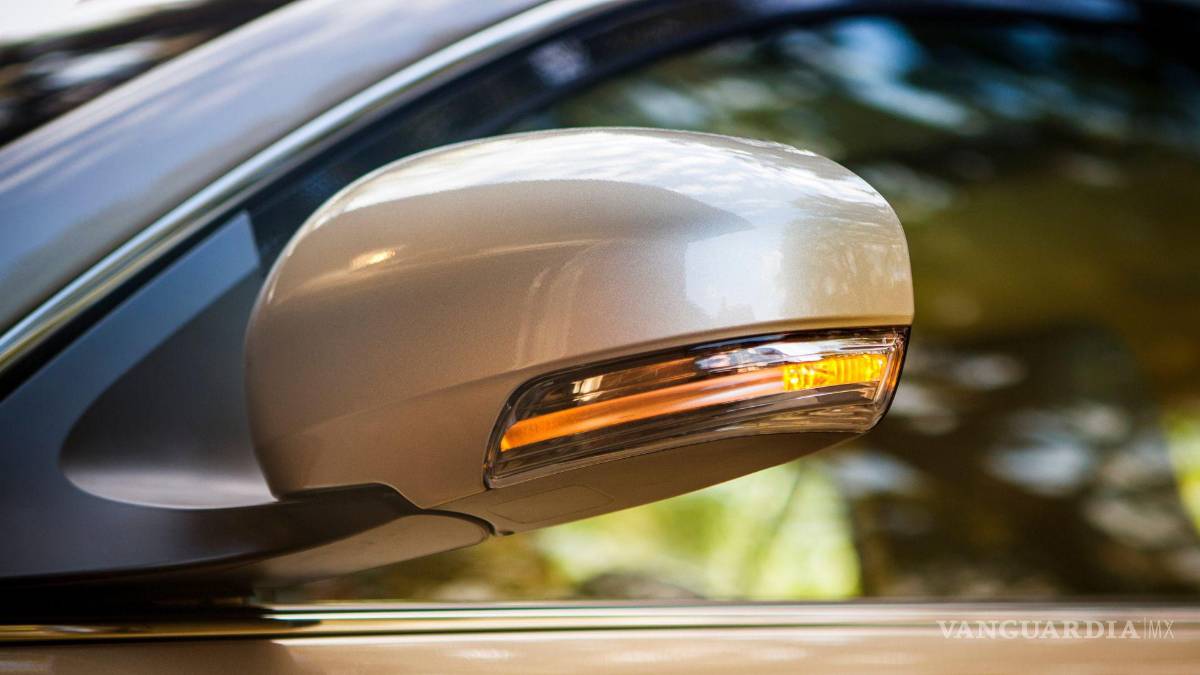 $!Los vehículos deben contar con luces direccionales delanteras y traseras, algunos cuentan con laterales.