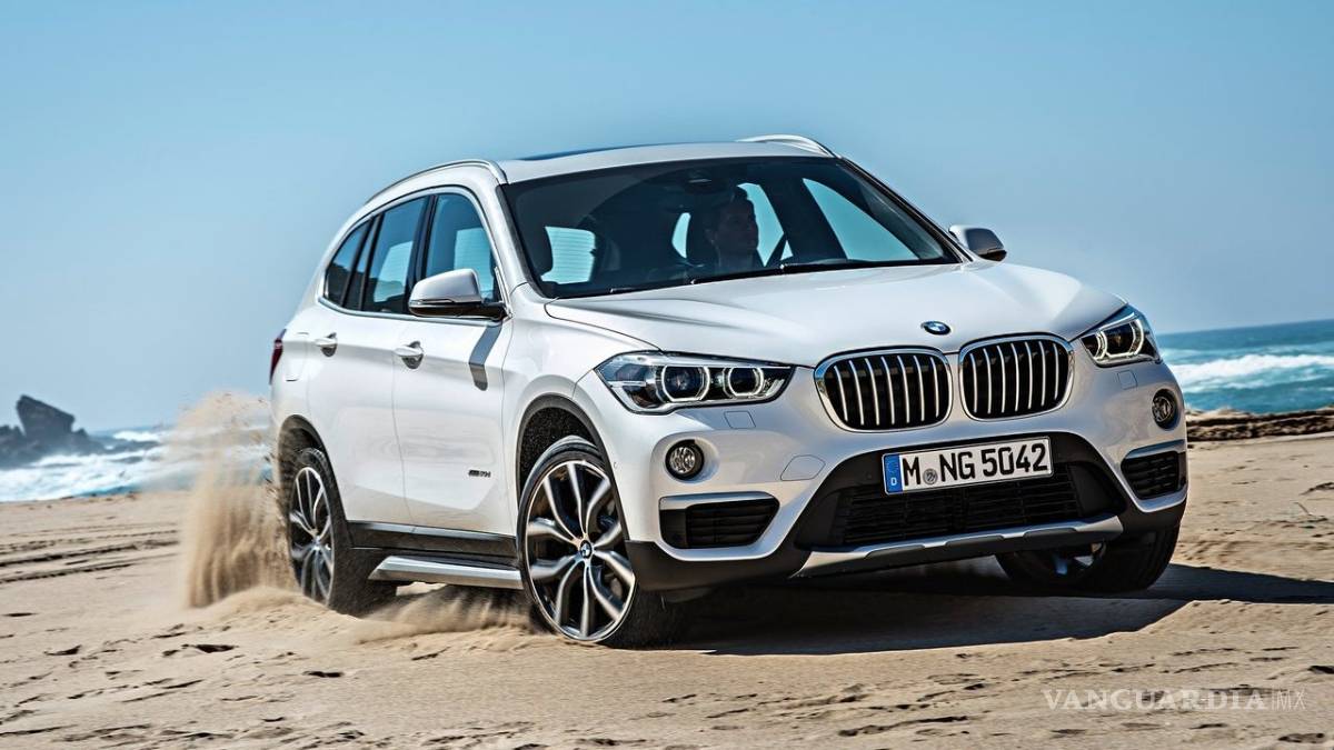 $!BMW X1 ya disponible en México, eficiencia y confort con motor de tres cilindros