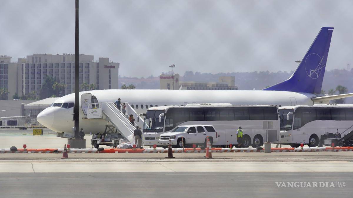 $!Los vuelos de Magnicharters para la deportación de migrantes originarios de Haití fueron reactivados el 29 de septiembre de este año.