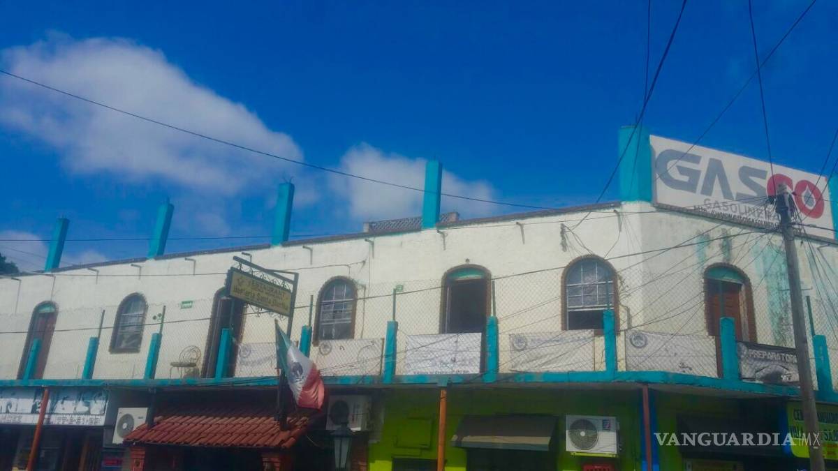 Muere un menor al caer de un segundo piso en un hotel en Acuña