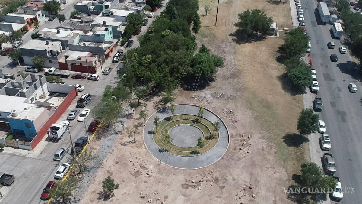 Saltillo: Vecinos de Brisas Poniente protestan por afectación a obra pluvial; logran acuerdo con constructora