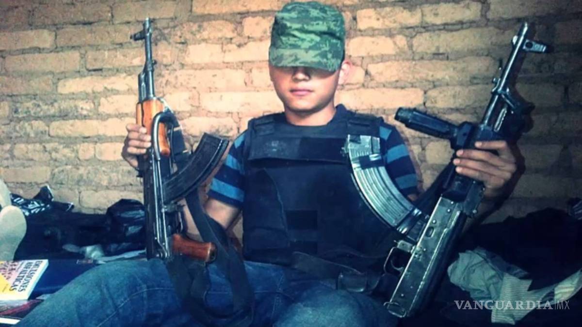 Con tal de pasar sus materias, estudiantes fingen ser sicarios para asustar a sus maestros