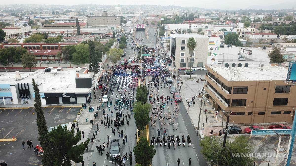 $![FOTOGALERIA] En Saltillo, así se vivió el desfile del 20 de noviembre