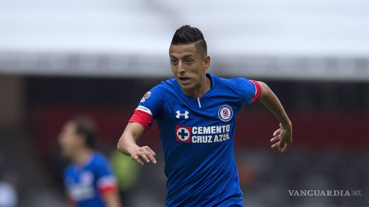 Dos equipos de la Premier League buscan a su 'Raúl Jiménez' y ya tienen en la mira a un jugador del Cruz Azul