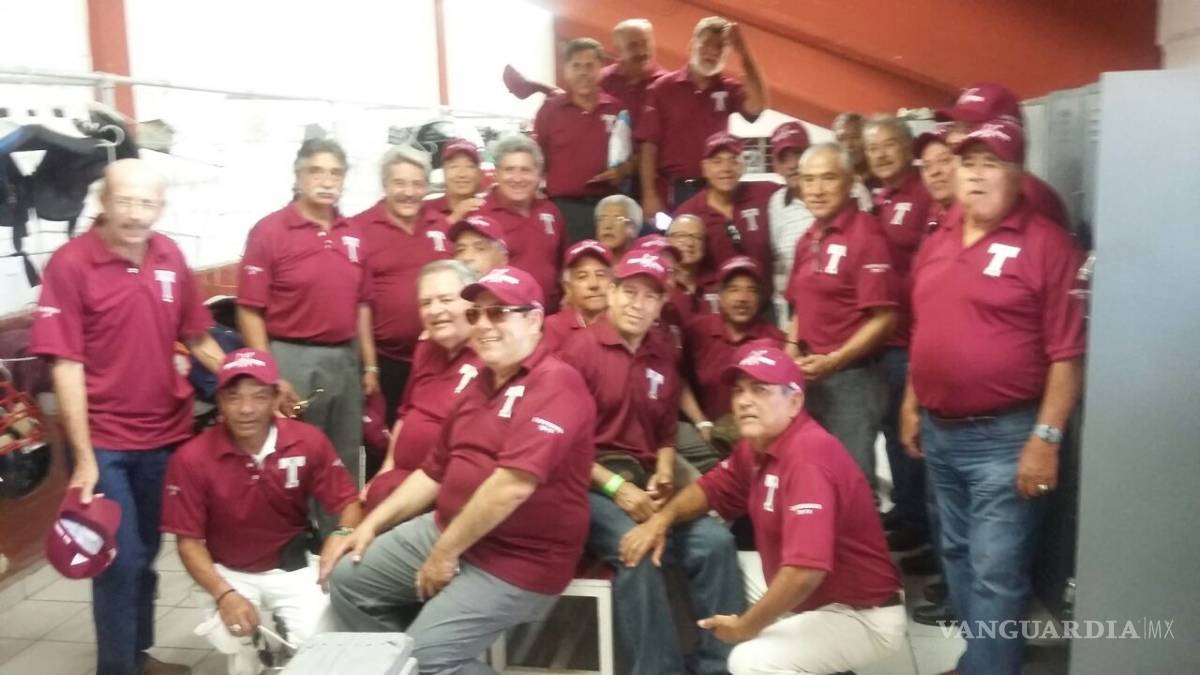 $!Homenajean en el Tecnológico de Saltillo a los Burros Pardos del 72-73