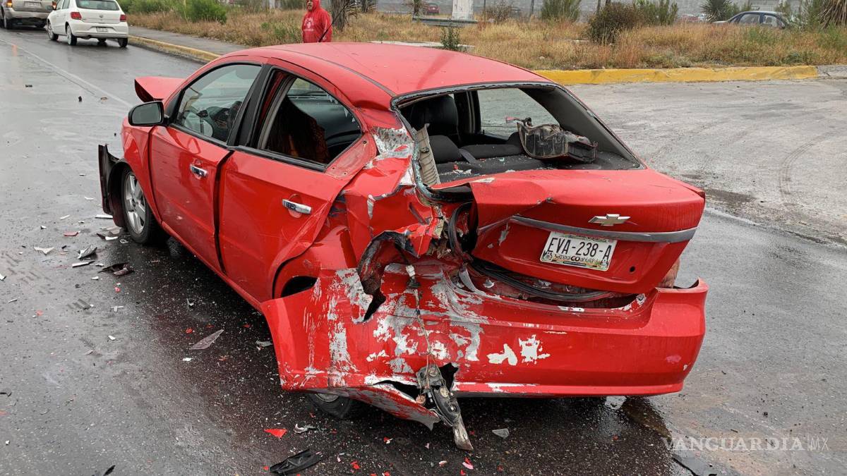 $!Uno de los vehículos implicados en la carambola de Saltillo