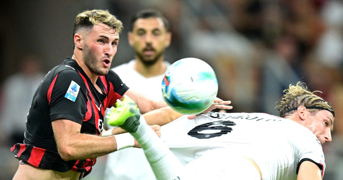 Gol anulado a Santiago Giménez en el sorpresivo tropiezo del Milan contra la Cremonese