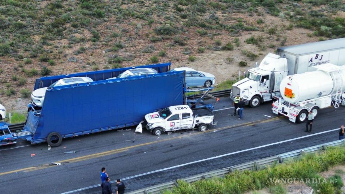 Accidente de vehículos de carga deja un muerto, en Ramos Arizpe