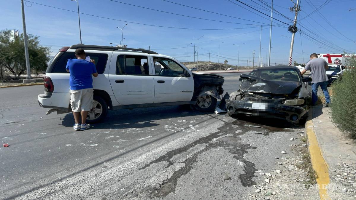 Choque en el Parque Industrial Ramos Arizpe deja un lesionado y daños de consideración