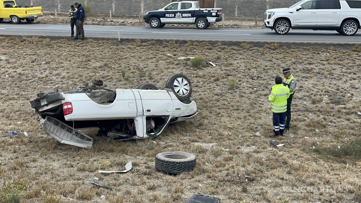 Fallece en el hospital tras volcarse en La Carbonera