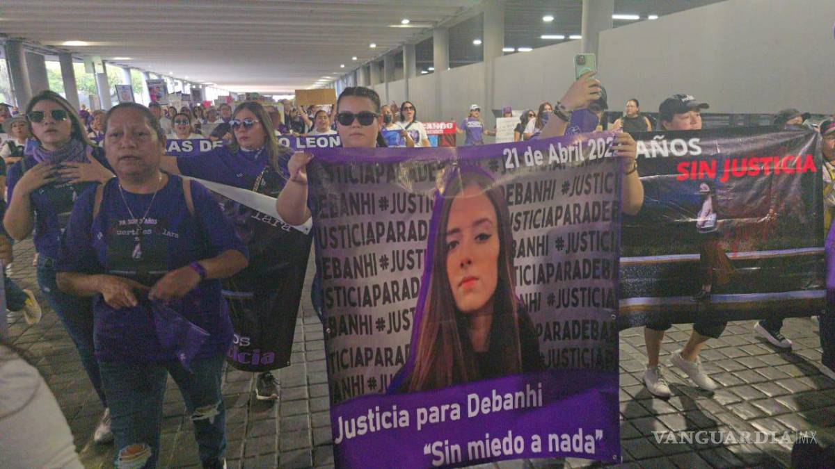 Por tercer año consecutivo, papás de Debanhi Escobar participarán en marcha del 8M en Nuevo León