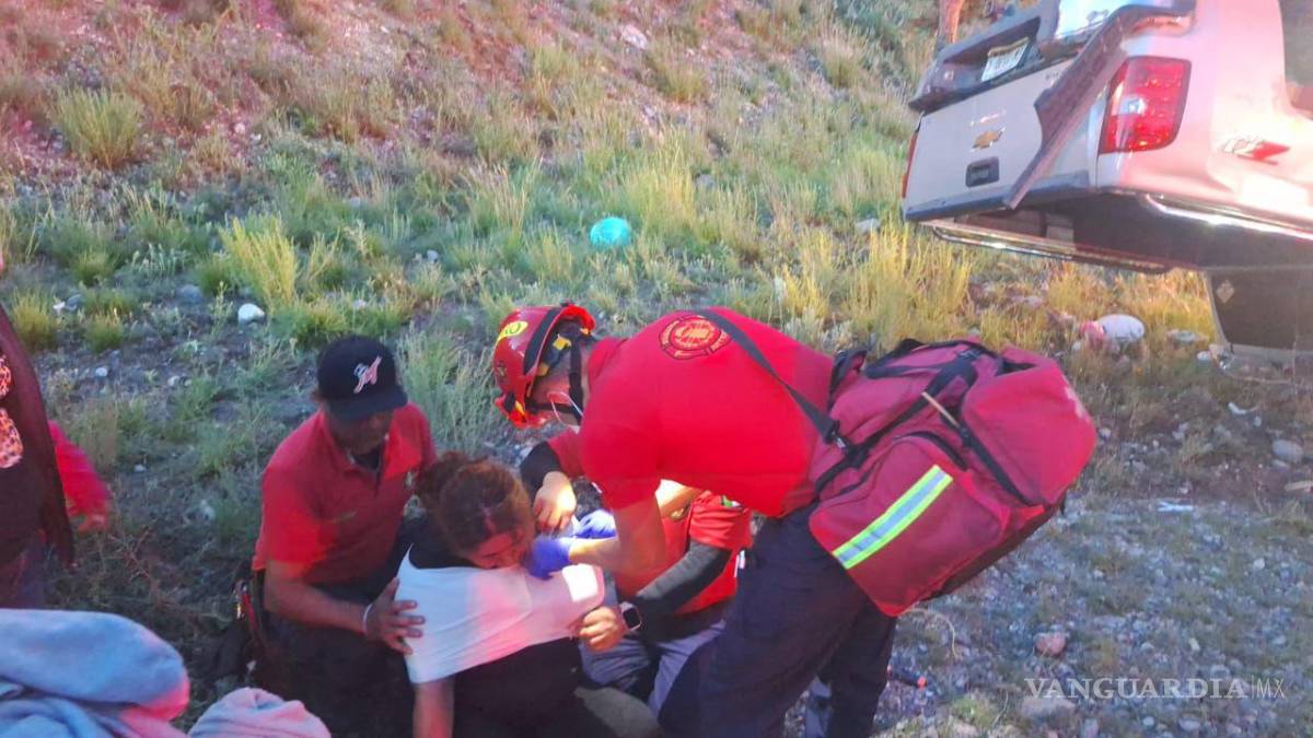 Volcadura deja ocho heridos, en Arteaga