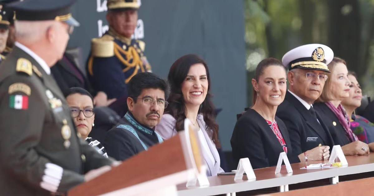 Sheinbaum encabeza homenaje a los Niños Héroes en Chapultepec