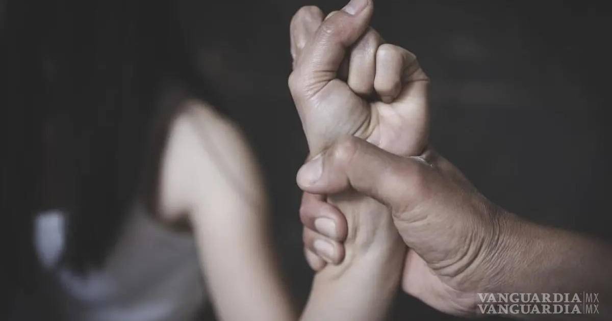 Detienen a estadounidense por presunta agresión sexual a una mujer en hotel en Nuevo León