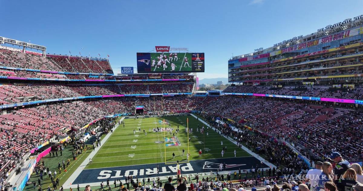 Así se vivió la ceremonia previa del Super Bowl LX: leyendas, música y un estadio volcado con Seattle