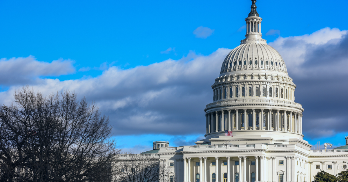 Senado de Estados Unidos se moviliza para reactivar el gobierno federal