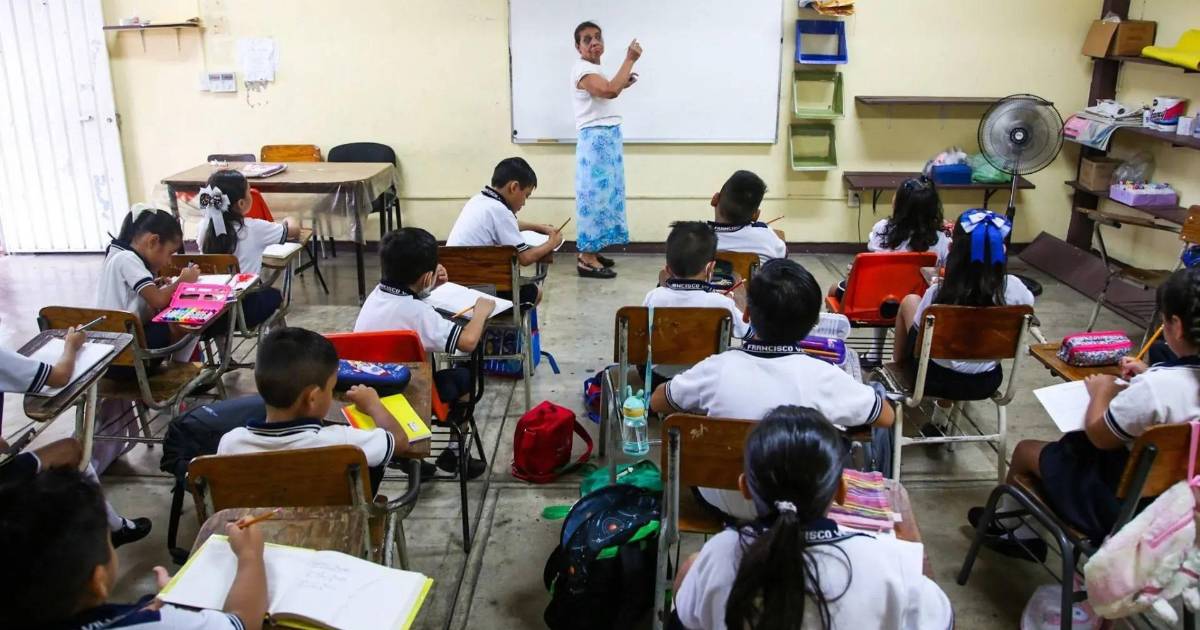 Profesores en México sufren más estrés que médicos y militares: EdTech