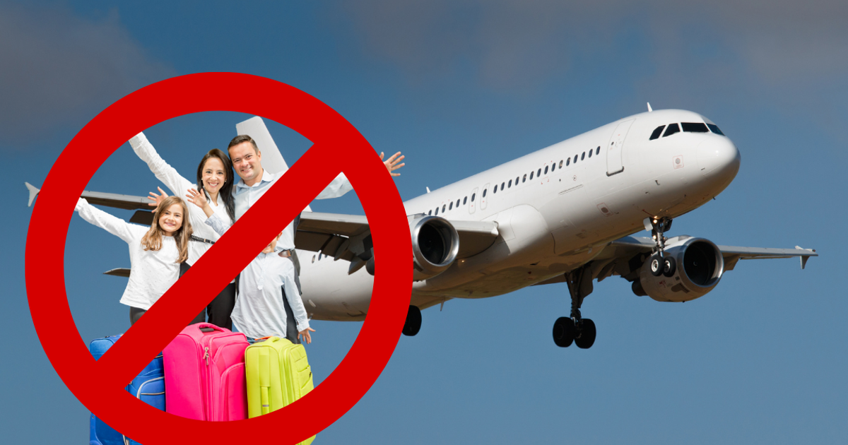 Aerolíneas de Estados Unidos informan a sus pasajeros sobre la reducción de vuelos