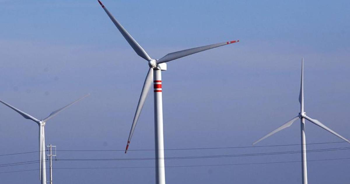 Trump defiende uso del carbón y adelantó que no permitirá nuevos proyectos eólicos