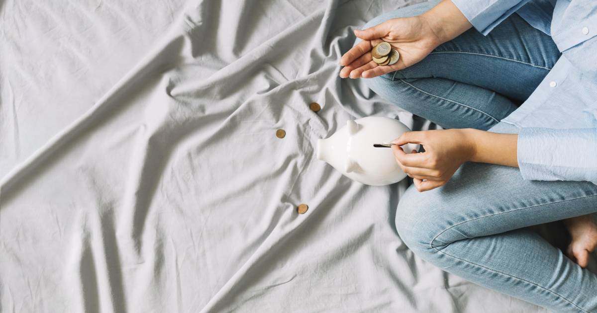 Lee esto si todavía guardas dinero debajo del colchón