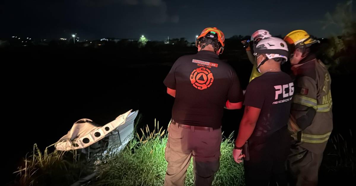 Realizan maniobras para recuperar cuerpo de Débora Estrella, conductora fallecida en accidente aéreo