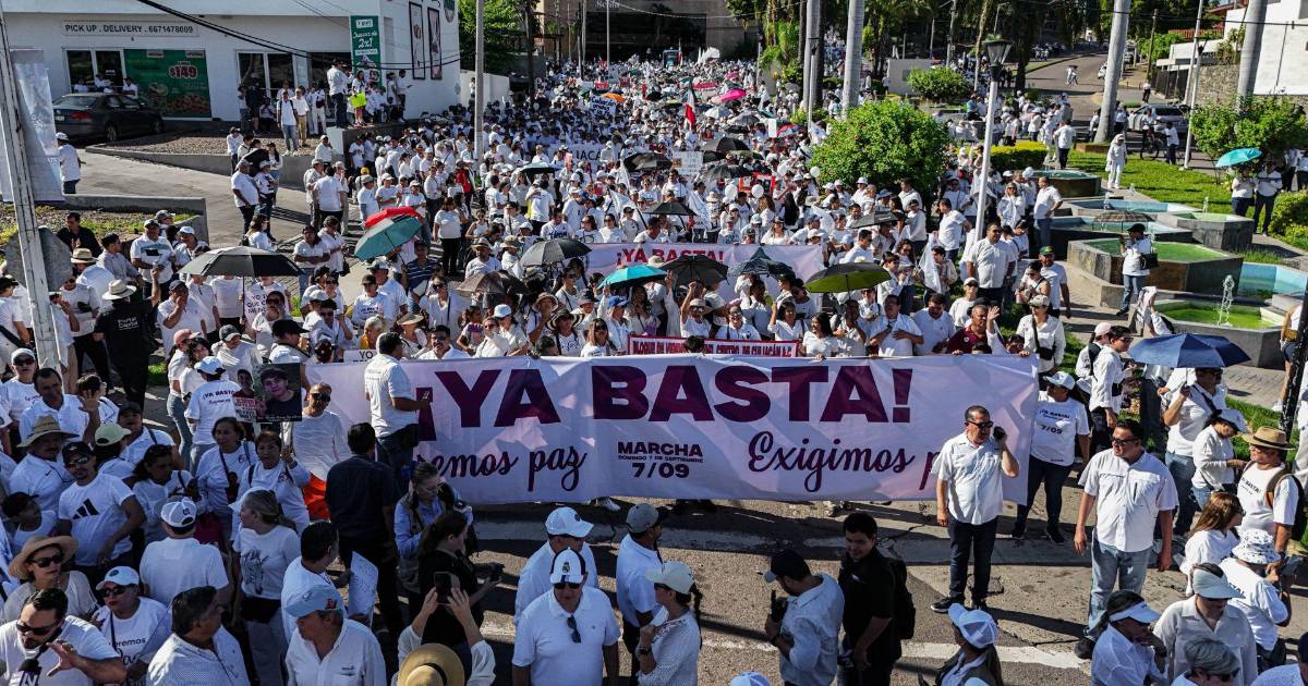 Sinaloa y su narco guerra, un año bajo ‘el pájaro negro’