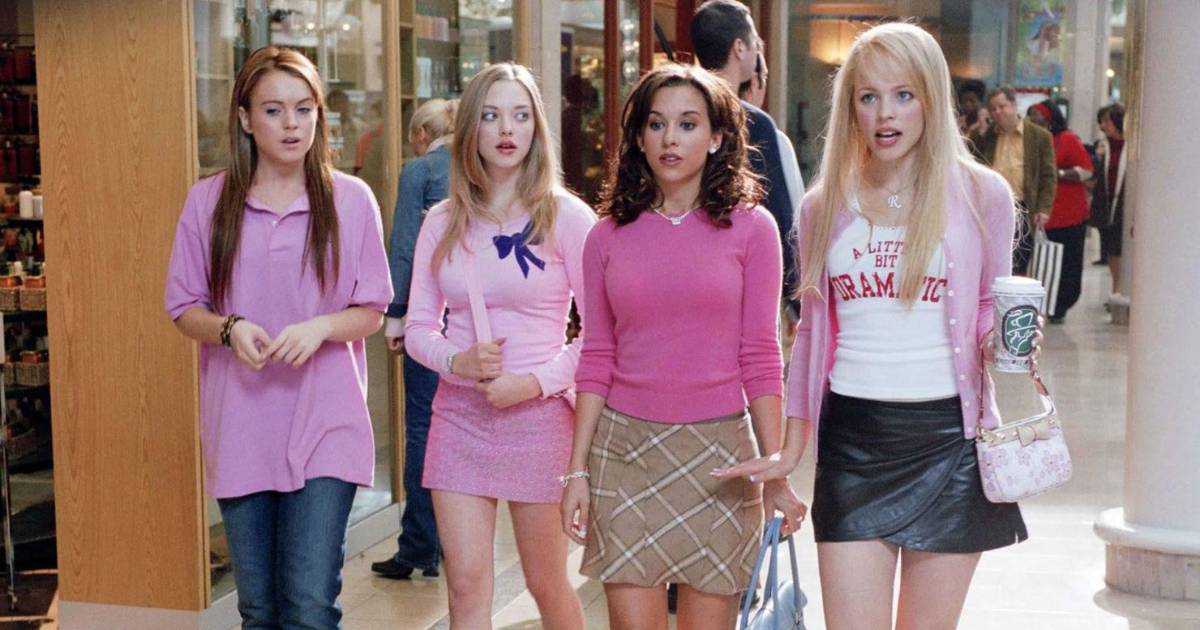 Eso es tan Fetch: la razón por la que el 3 de octubre celebramos con rosa en el Día de Chicas Pesadas