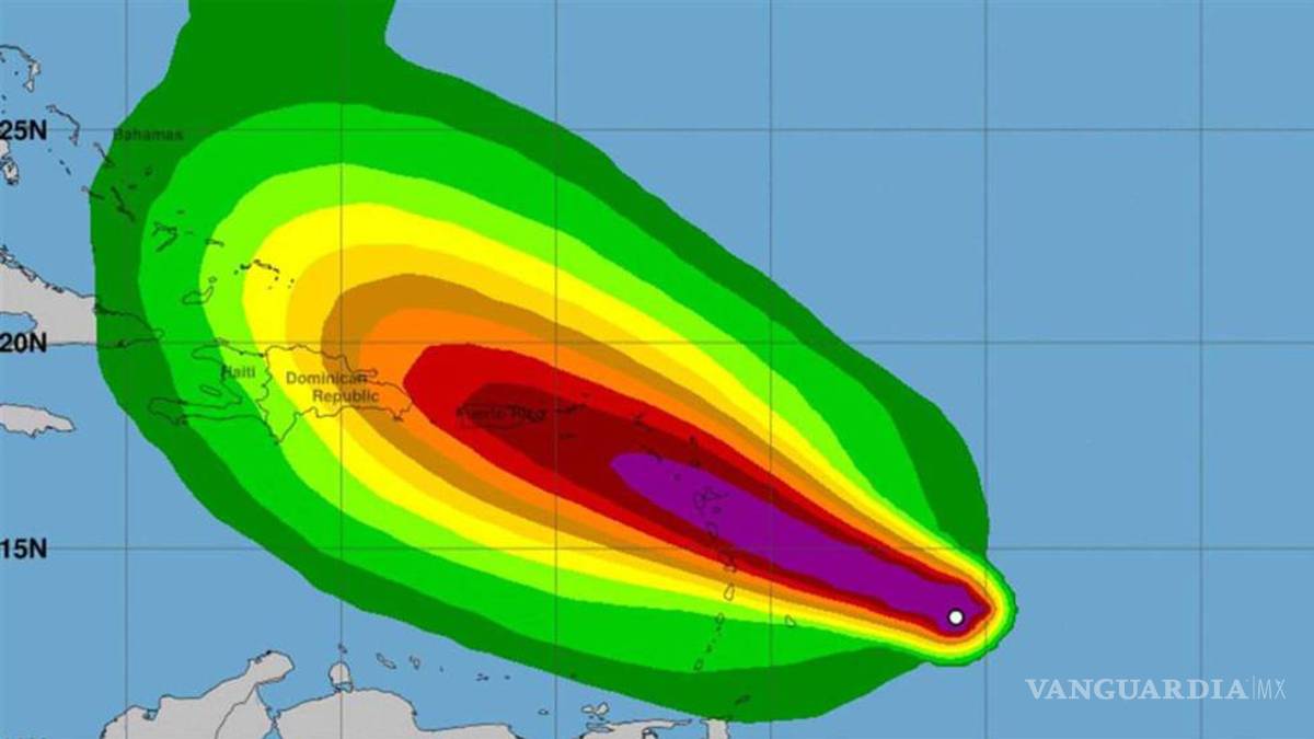Huracán María se convierte en categoría 2 y amenaza a zonas afectadas por Irma