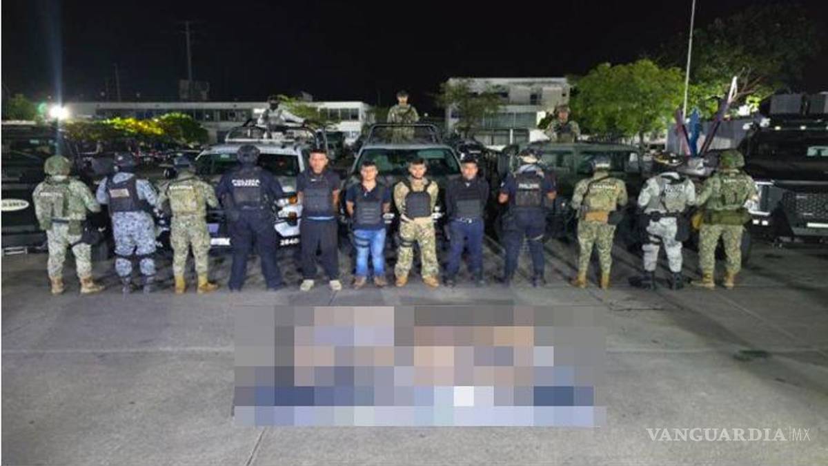 Detienen en Tabasco a cuatro personas vinculadas con cobro de piso; aseguran armas, droga y equipo táctico