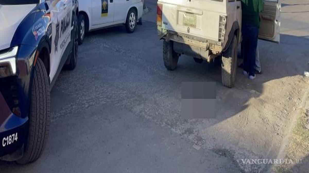 $!La camioneta fue impactada en un costado luego de intentar cruzar la avenida Central.