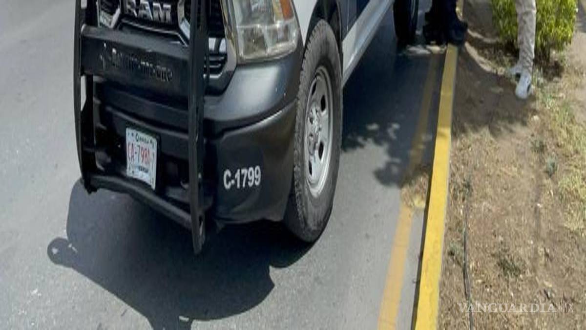 $!Elementos de Tránsito Municipal realizaron las diligencias correspondientes y ordenaron el traslado de las unidades involucradas a un corralón mientras se deslindan responsabilidades.