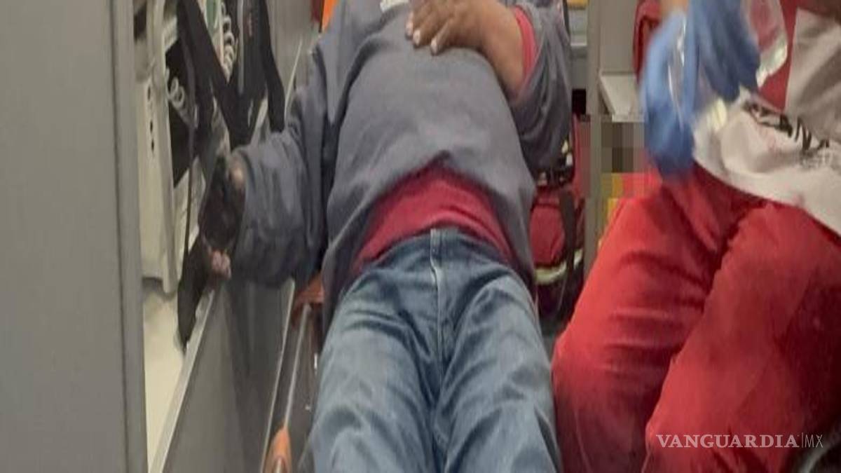 $!Gregorio, de 52 años, resultó lesionado tras el impacto entre su motocicleta y un automóvil.