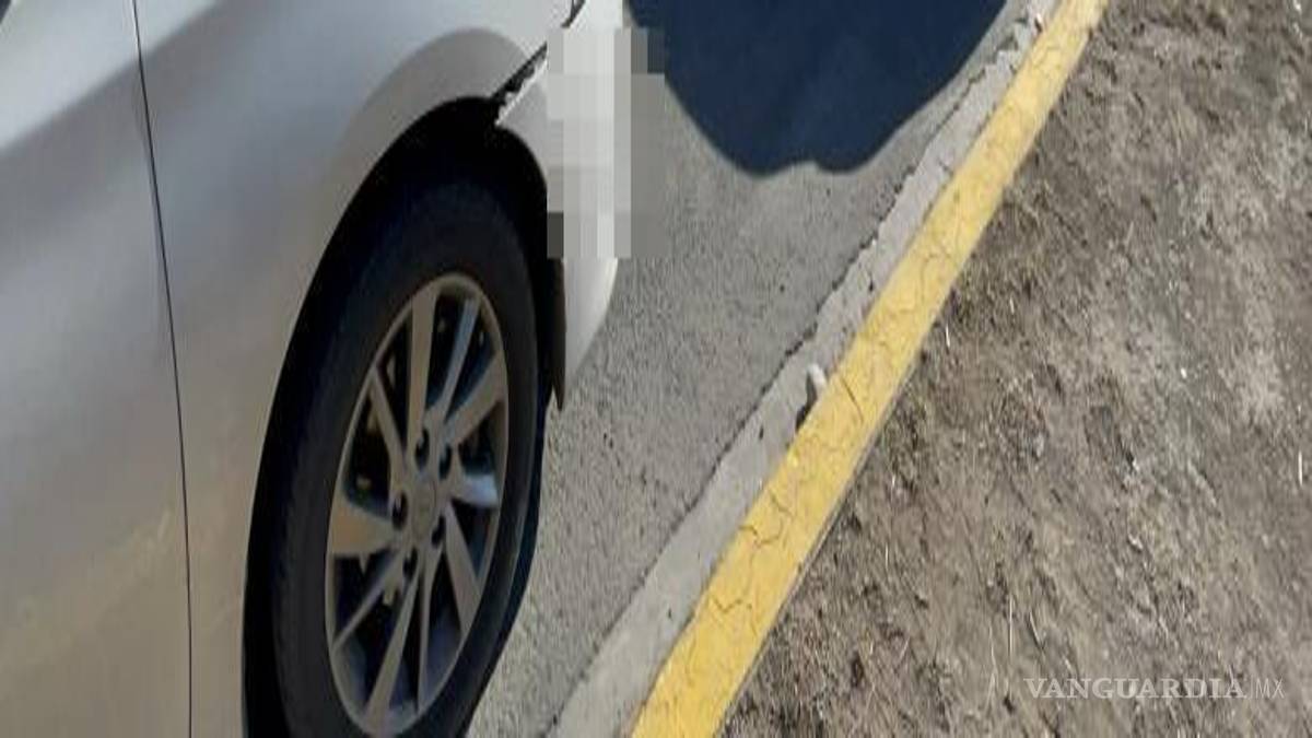 $!Los conductores permanecieron en el lugar del accidente mientras personal de Tránsito tomaba conocimiento de los hechos y se realizaban las diligencias para determinar las circunstancias del choque.