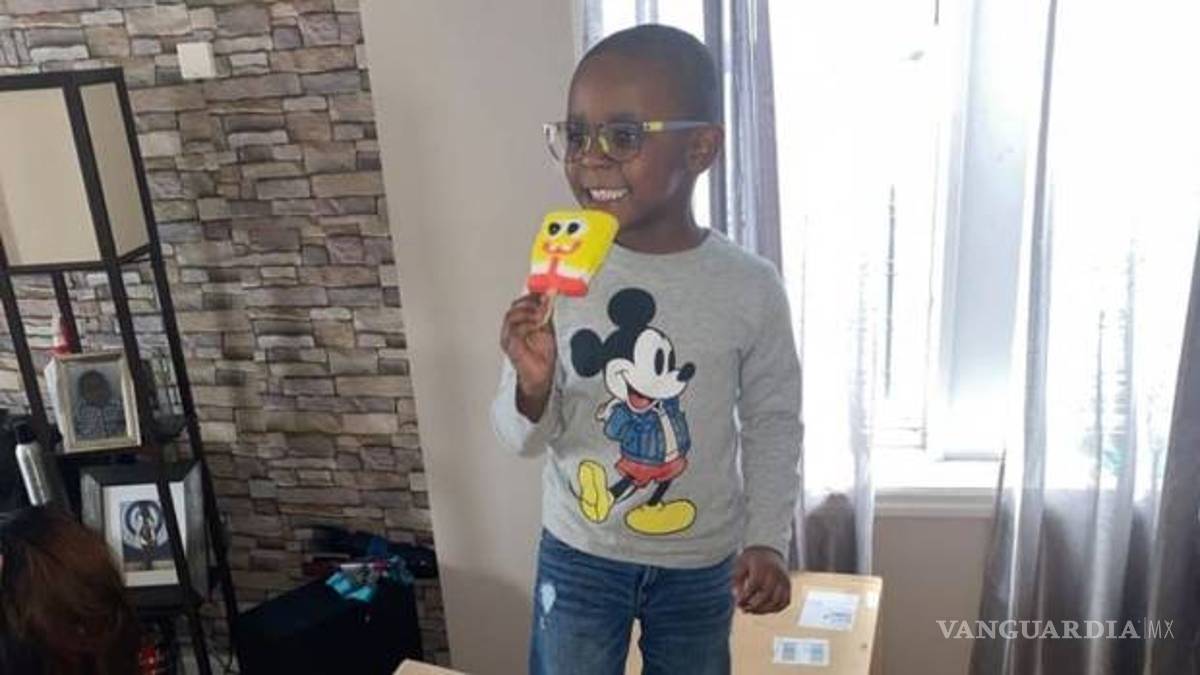 Niño usa cuenta Amazon de su madre y gasta 2 mil 500 dólares en paletas de Bob Esponja