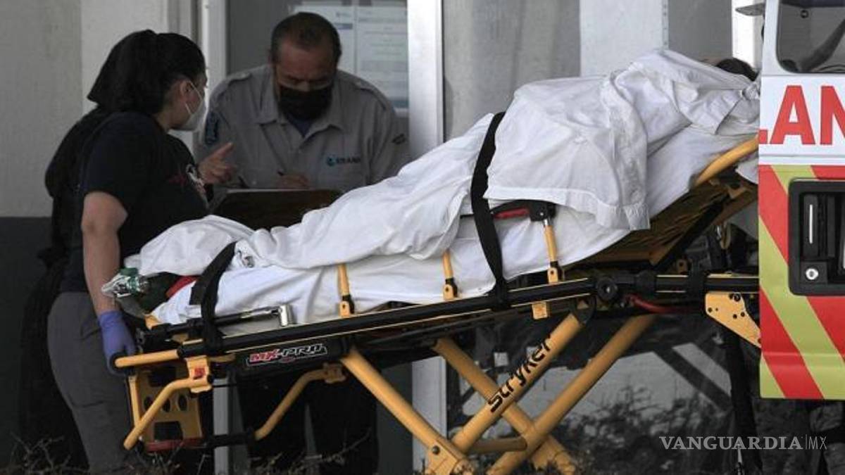 Suman 220 mil 433 muertes en México por COVID-19