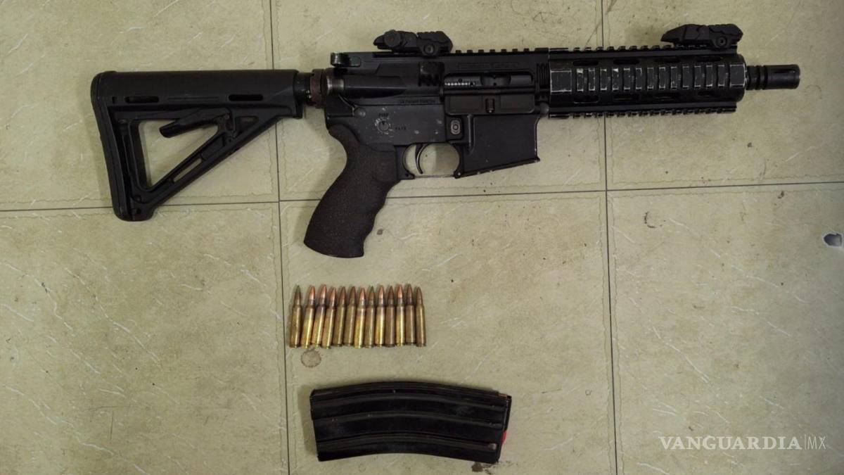 Fuerza Civil asegura en brecha de Aramberri, Nuevo León armas y equipo táctico