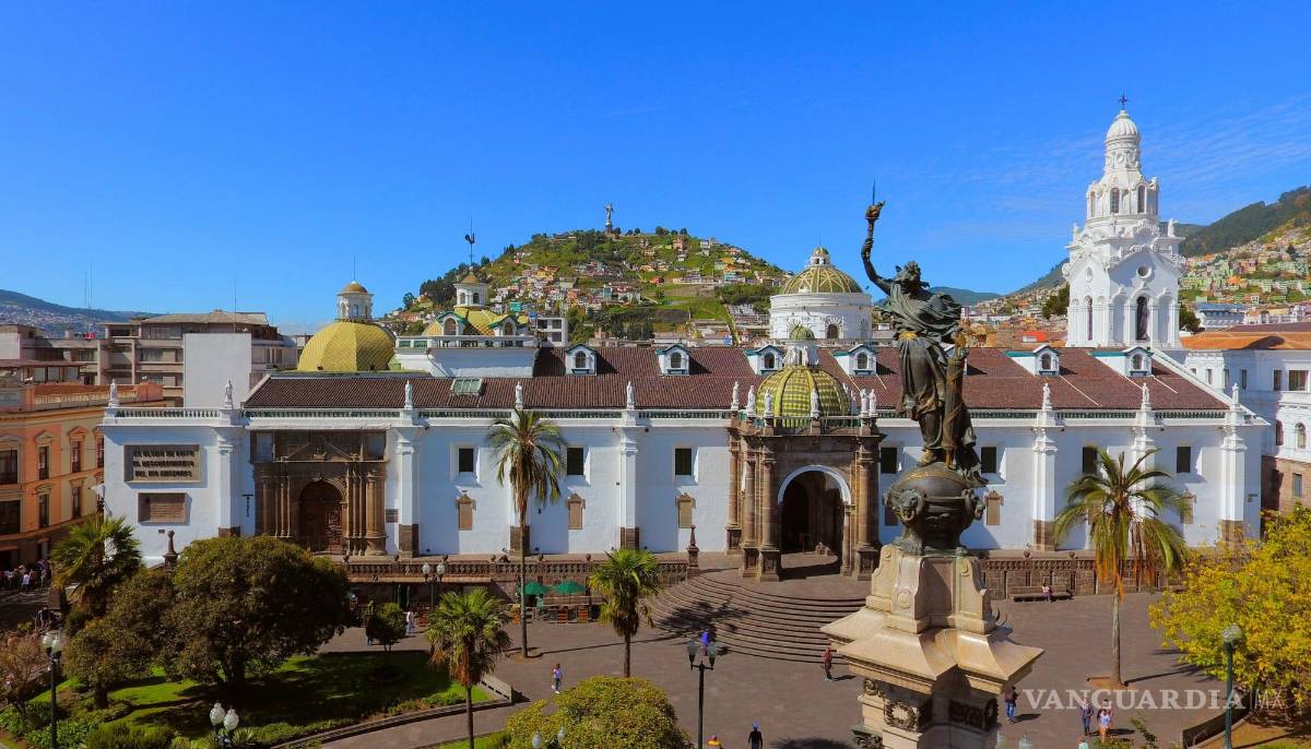$!La catedral Metropolitana de Quito, Ecuador, joya del Patrimonio Cultural de la Humanidad. EFE/José Jácome