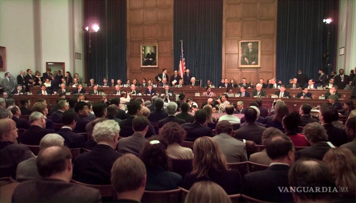 $!¡Histórico!, juicio político a Trump hace su debut en televisión y otros medios en las las primeras audiencias públicas