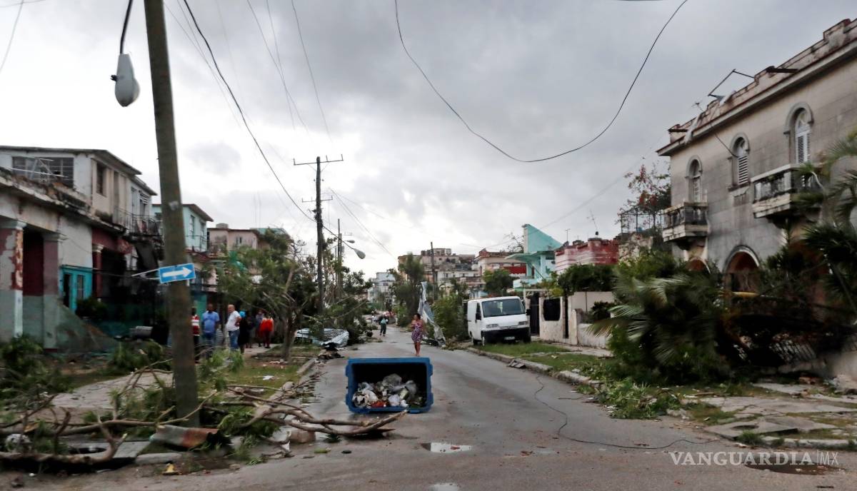 $!La Habana es golpeada con fuerza por un devastador tornado (fotogalería)