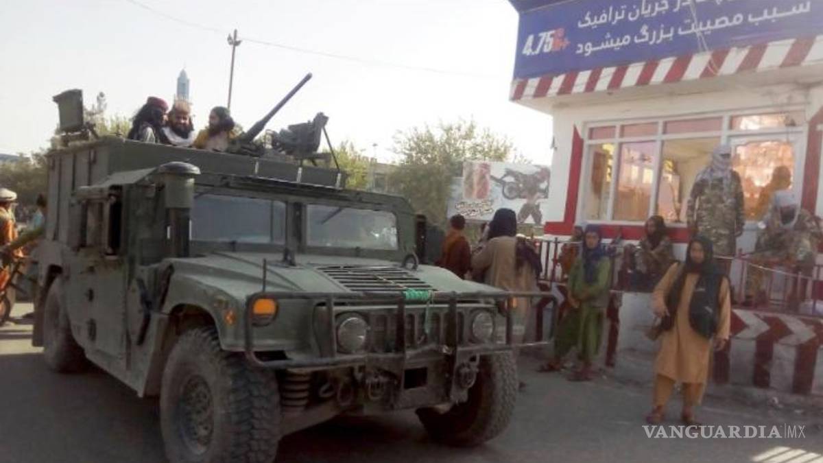 El Presidente afgano abandona el país tras la llegada de los talibanes a Kabul