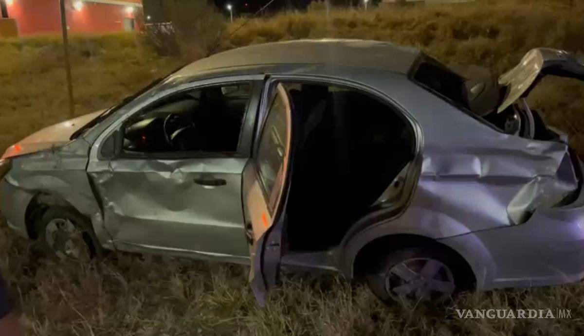 $!Elementos de Tránsito Municipal acudieron para realizar el peritaje correspondiente.