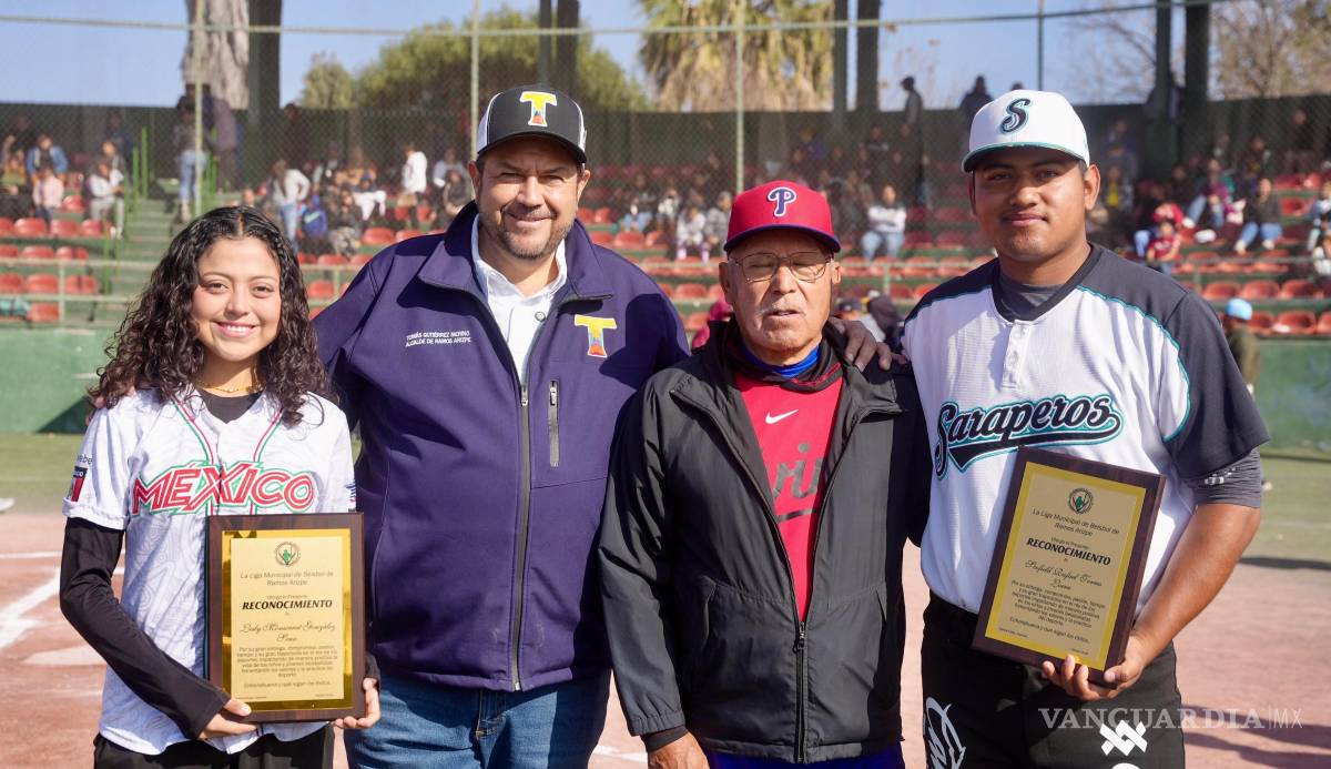 $!Equipos campeones y jugadores más valiosos fueron reconocidos por su desempeño en la temporada anterior.