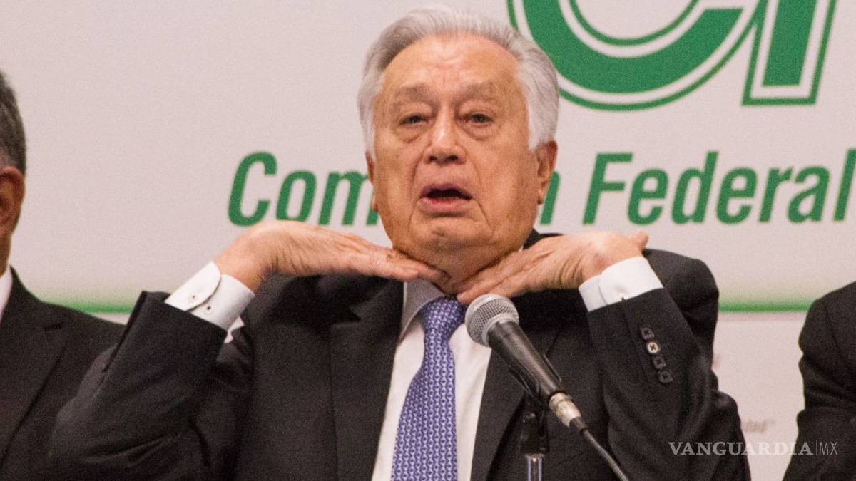 Bartlett culpa a la energía limpia como la razón del apagón