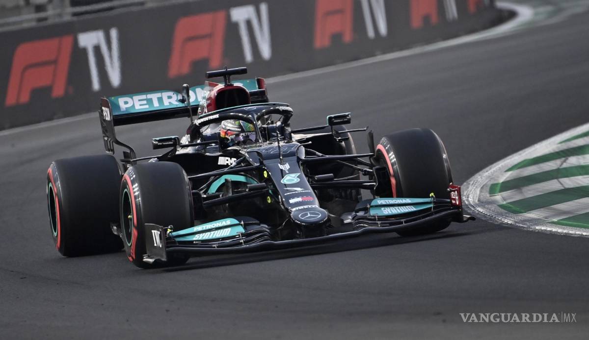 $!Durante la primera vuelta cronometrada, Lewis Hamilton fue el más rápido con un registro de 1:29.605.